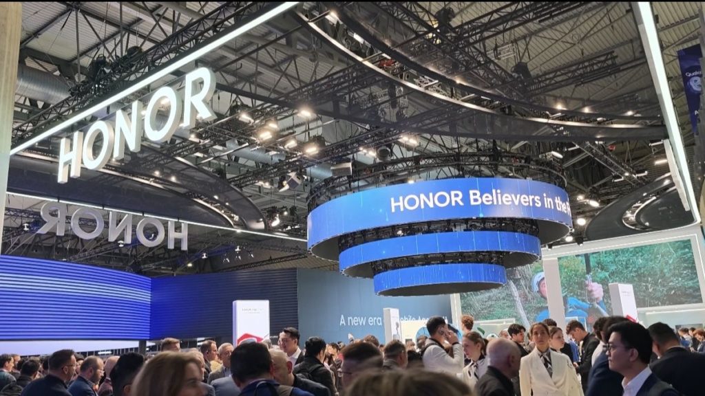 MWC2026のHONORブース